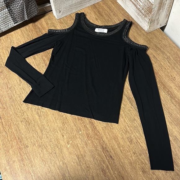{ 7 for 45$ } Bailey 44 X Anthropologie Harlow black open shoulder raw hem top - Picture 3 of 8